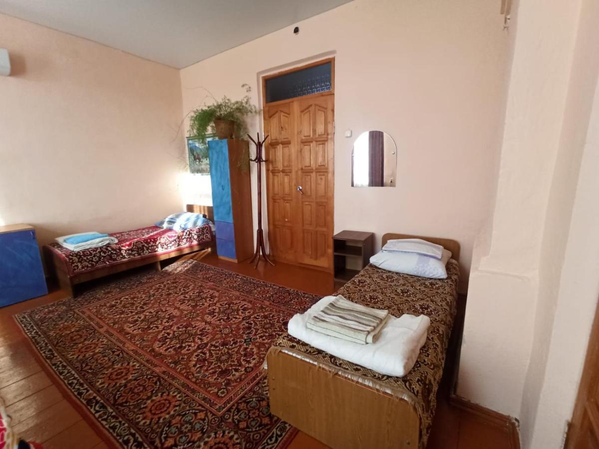 Guest House Anna Sochumi Exterior foto