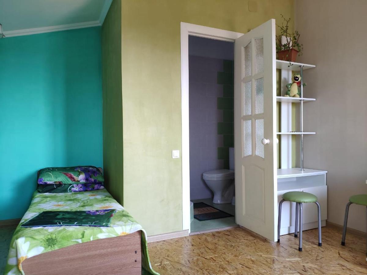 Guest House Anna Sochumi Exterior foto